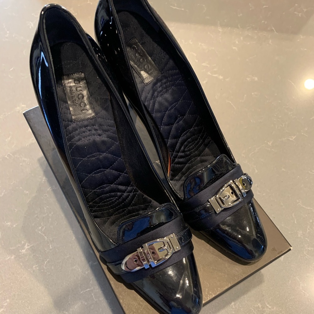 Gucci pumps